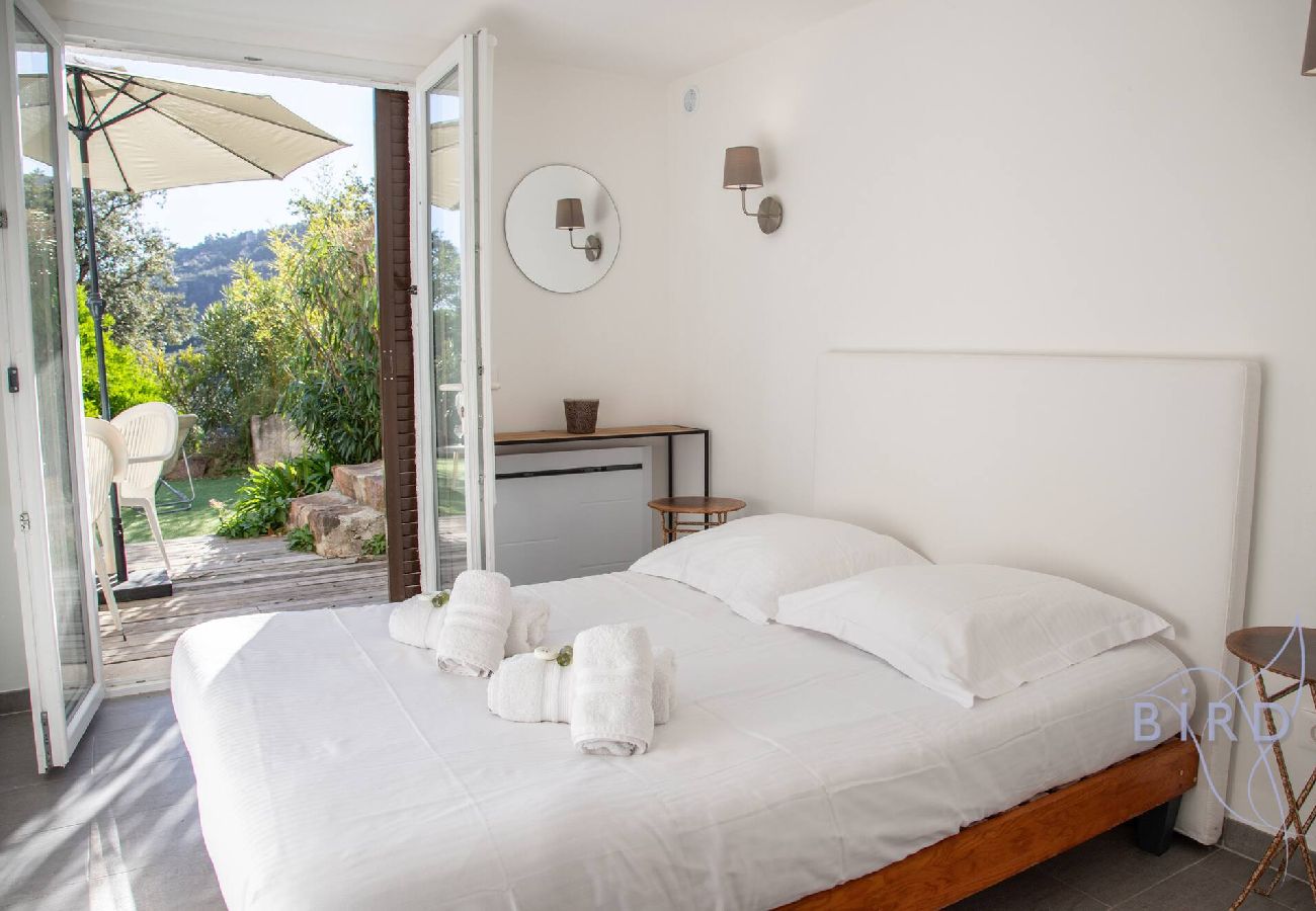 Appartement à Mandelieu-la-Napoule - Appartement Cosy Domaine Piscine Tennis 