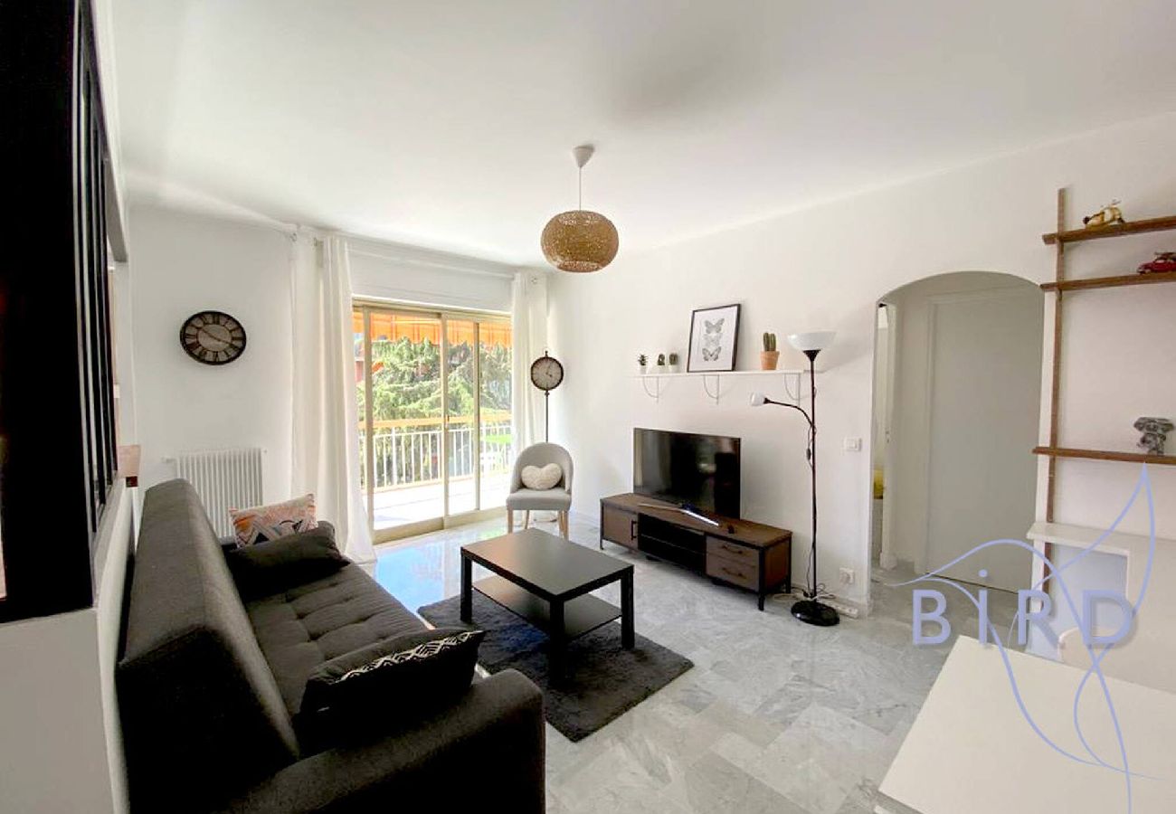 Appartement à Saint-Laurent-du-Var - 300m de la plage du port lumineux 2P 