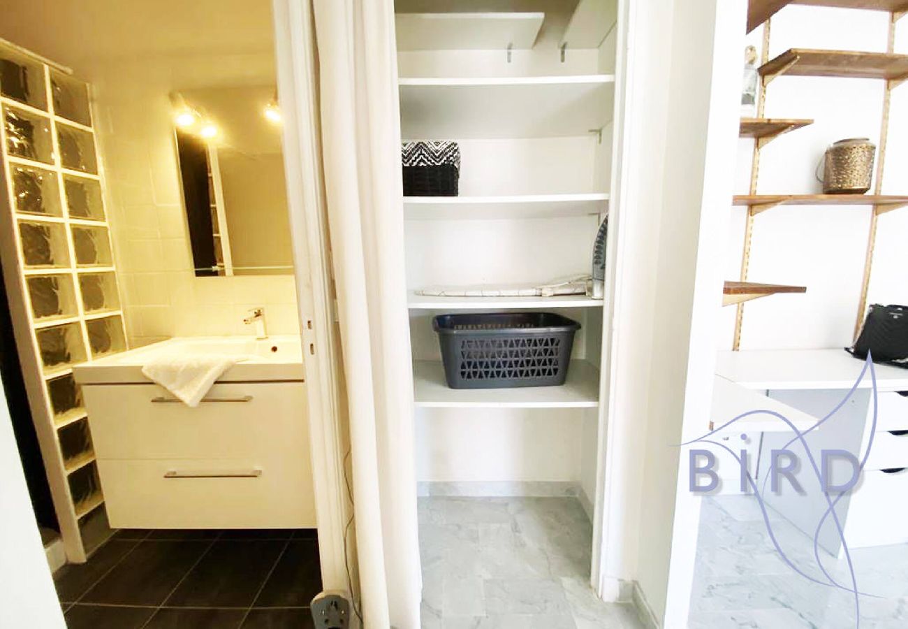 Appartement à Saint-Laurent-du-Var - 300m de la plage du port lumineux 2P 