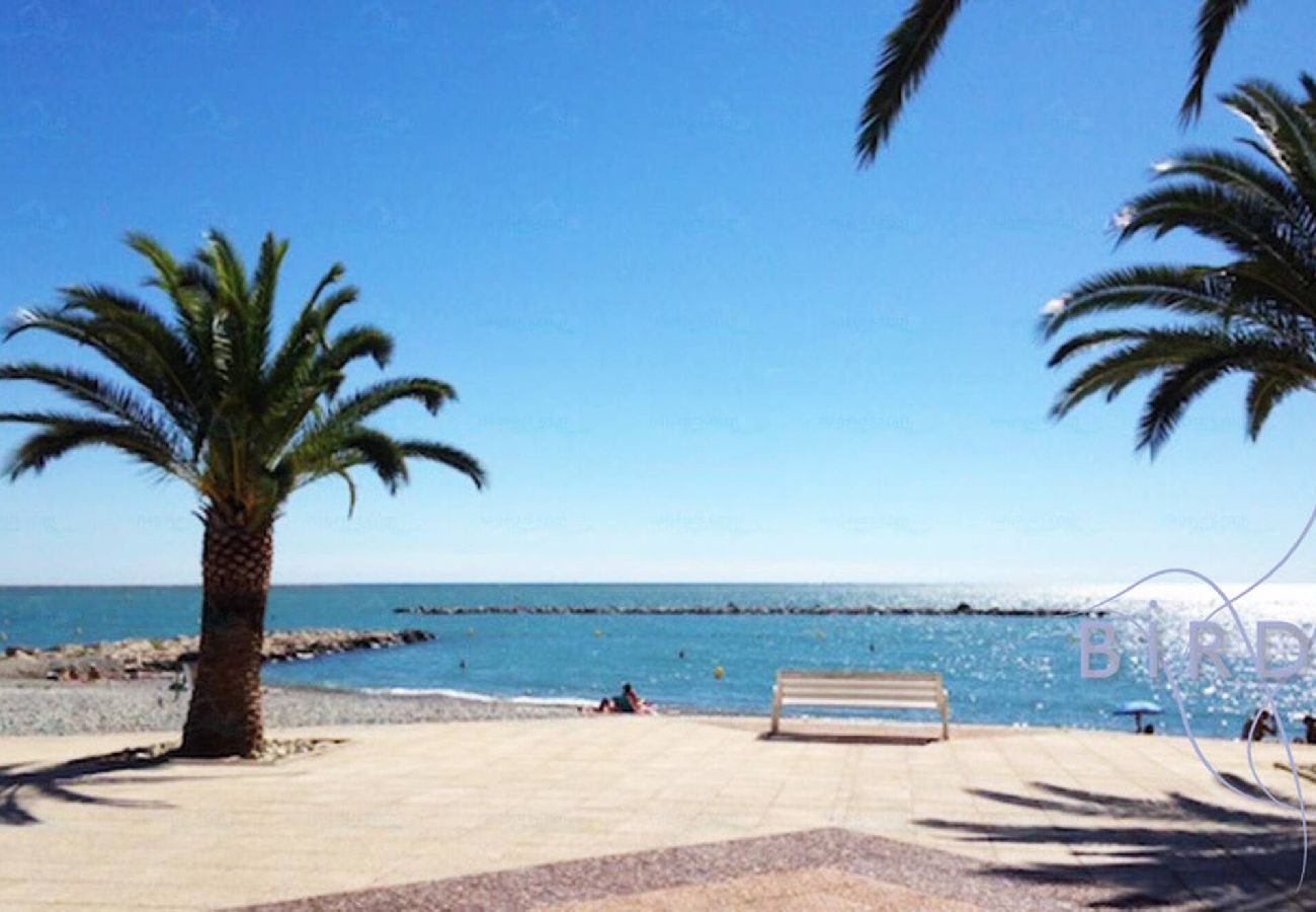 Appartement à Saint-Laurent-du-Var - 300m de la plage du port lumineux 2P 
