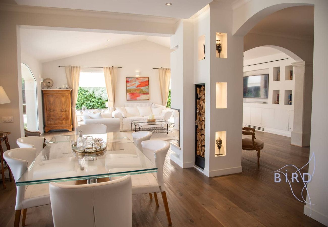 Villa à Peymeinade - Villa familiale 10 personnes à Peymeinade – Proche Grasse & Cannes
