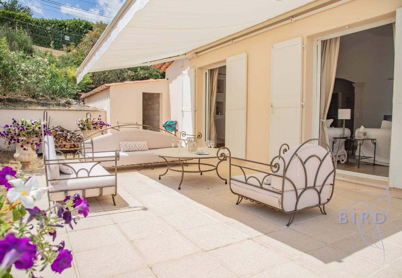 Villa à Peymeinade - Villa familiale 10 personnes à Peymeinade – Proche Grasse & Cannes