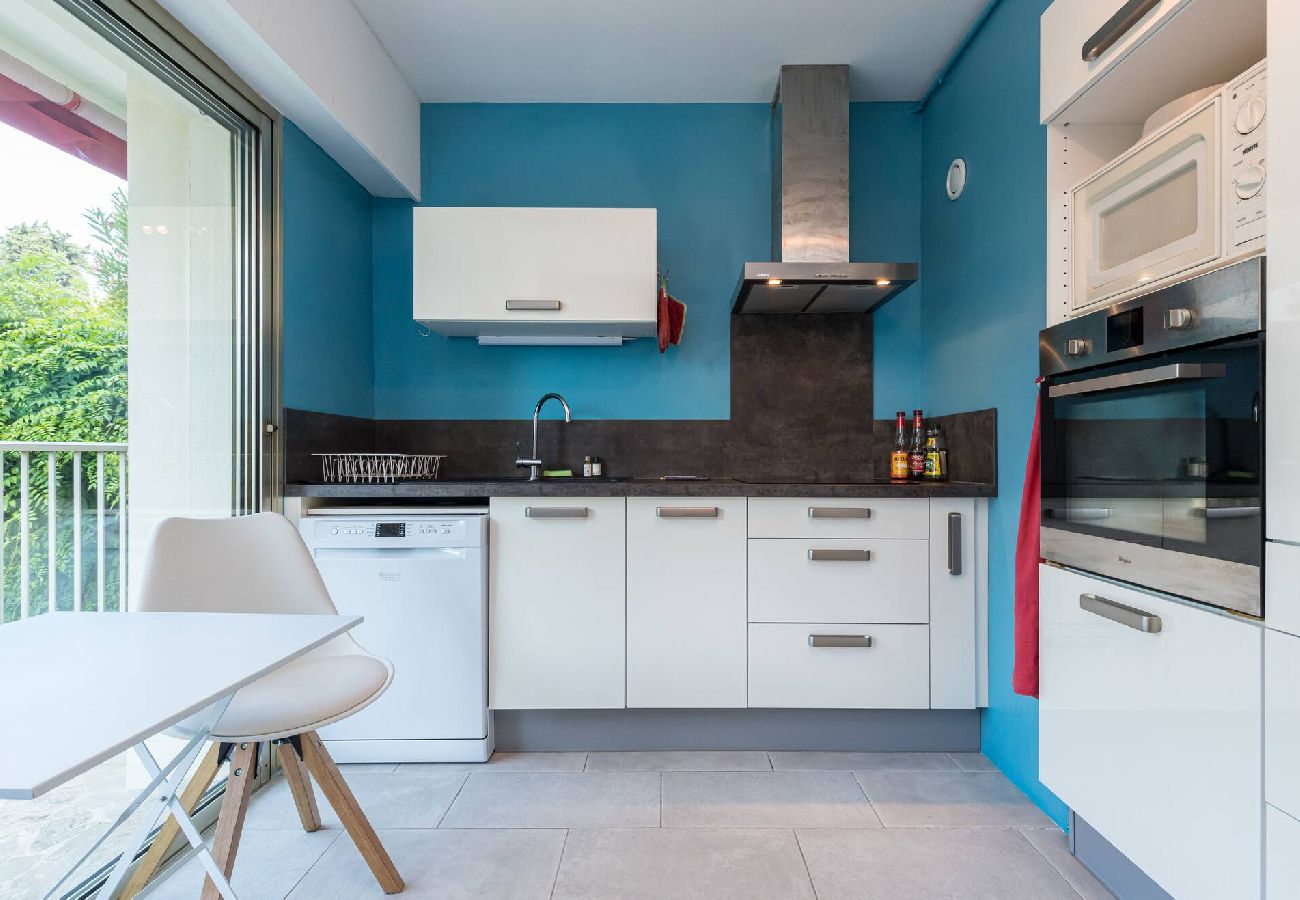 Appartement à Antibes - Vue Mer Jardins à Antibes 