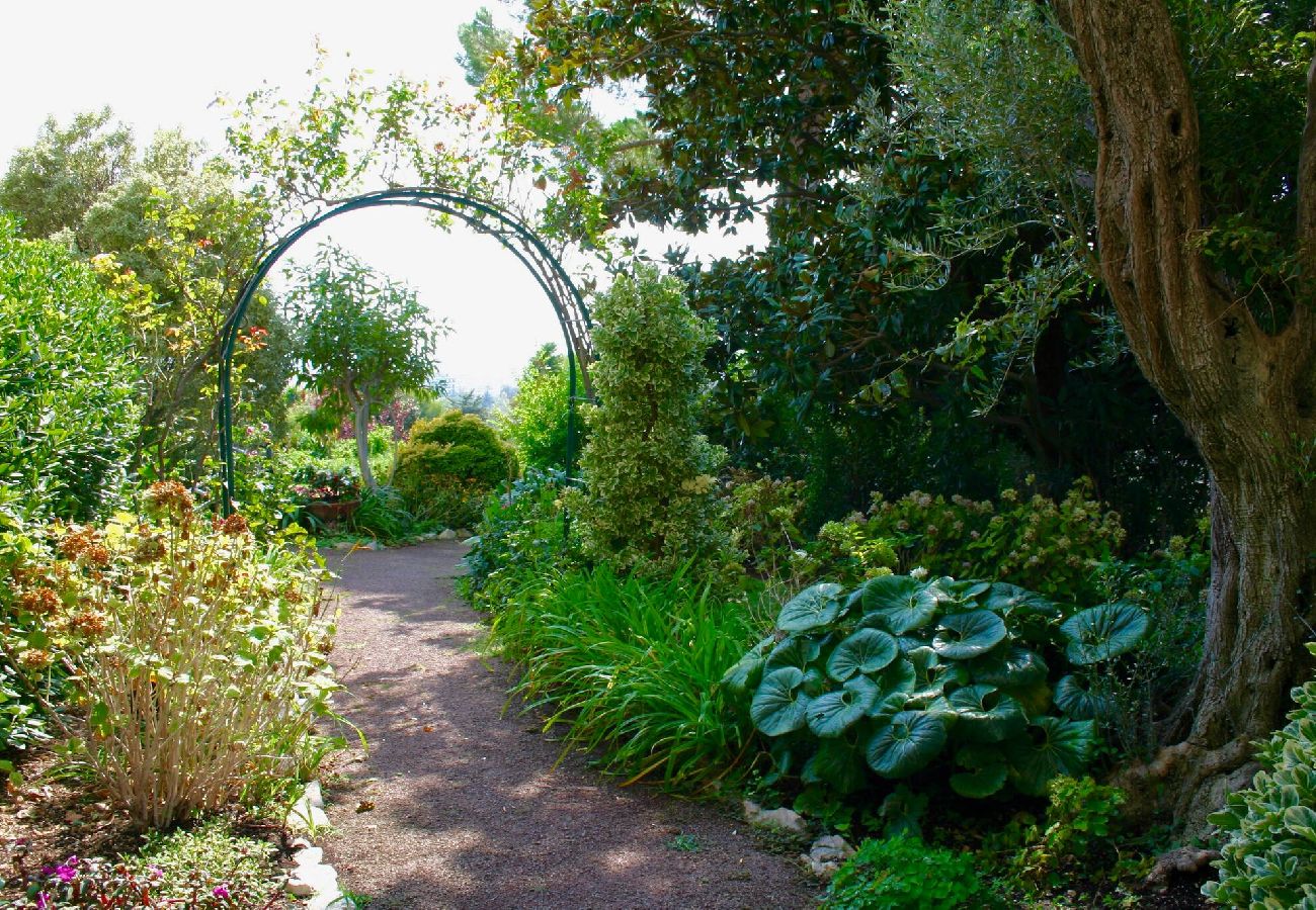 Appartement à Antibes - Vue Mer Jardins à Antibes 