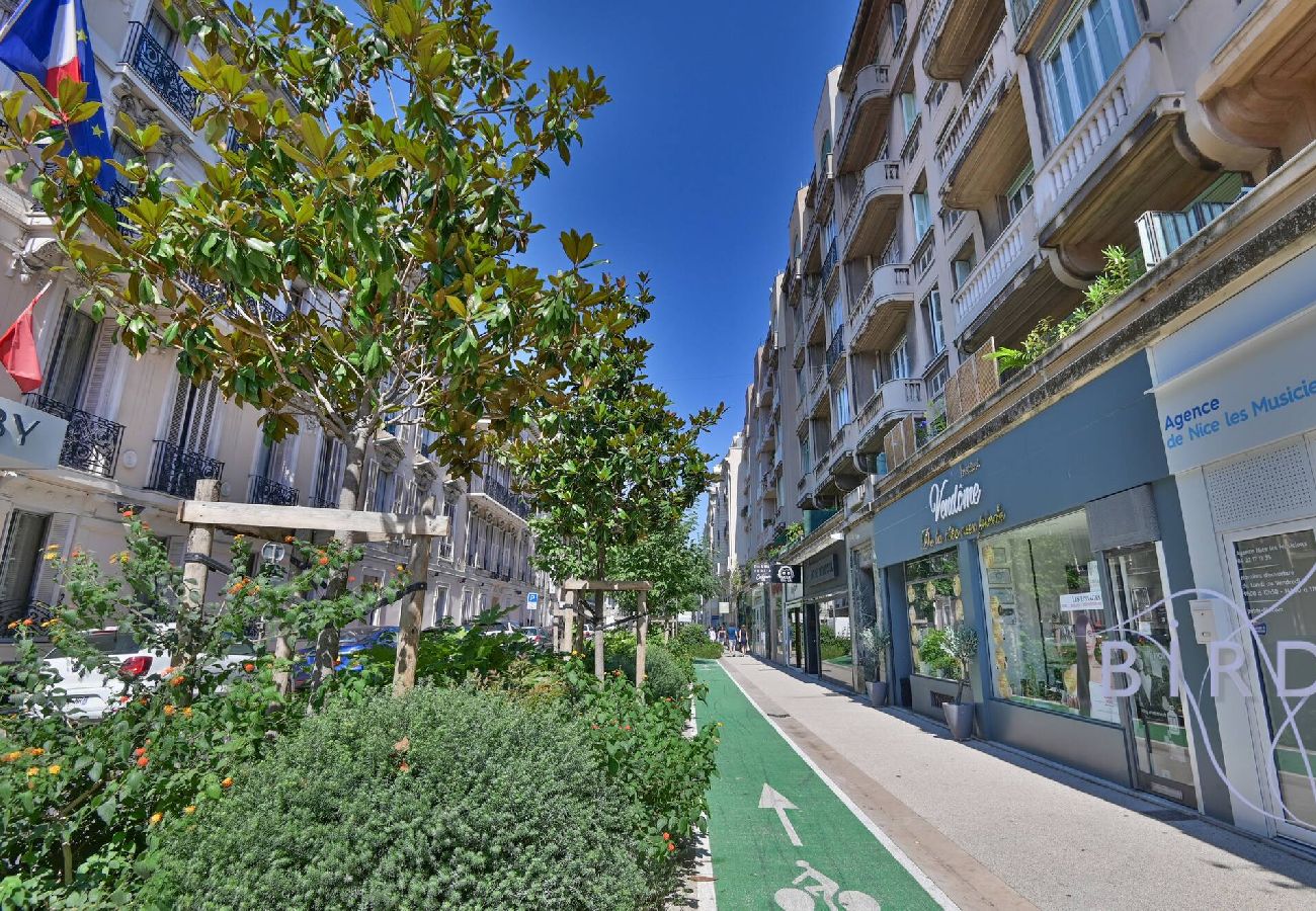 Résidence à Nice - Carré d'Or 2p à deux pas de la mer 