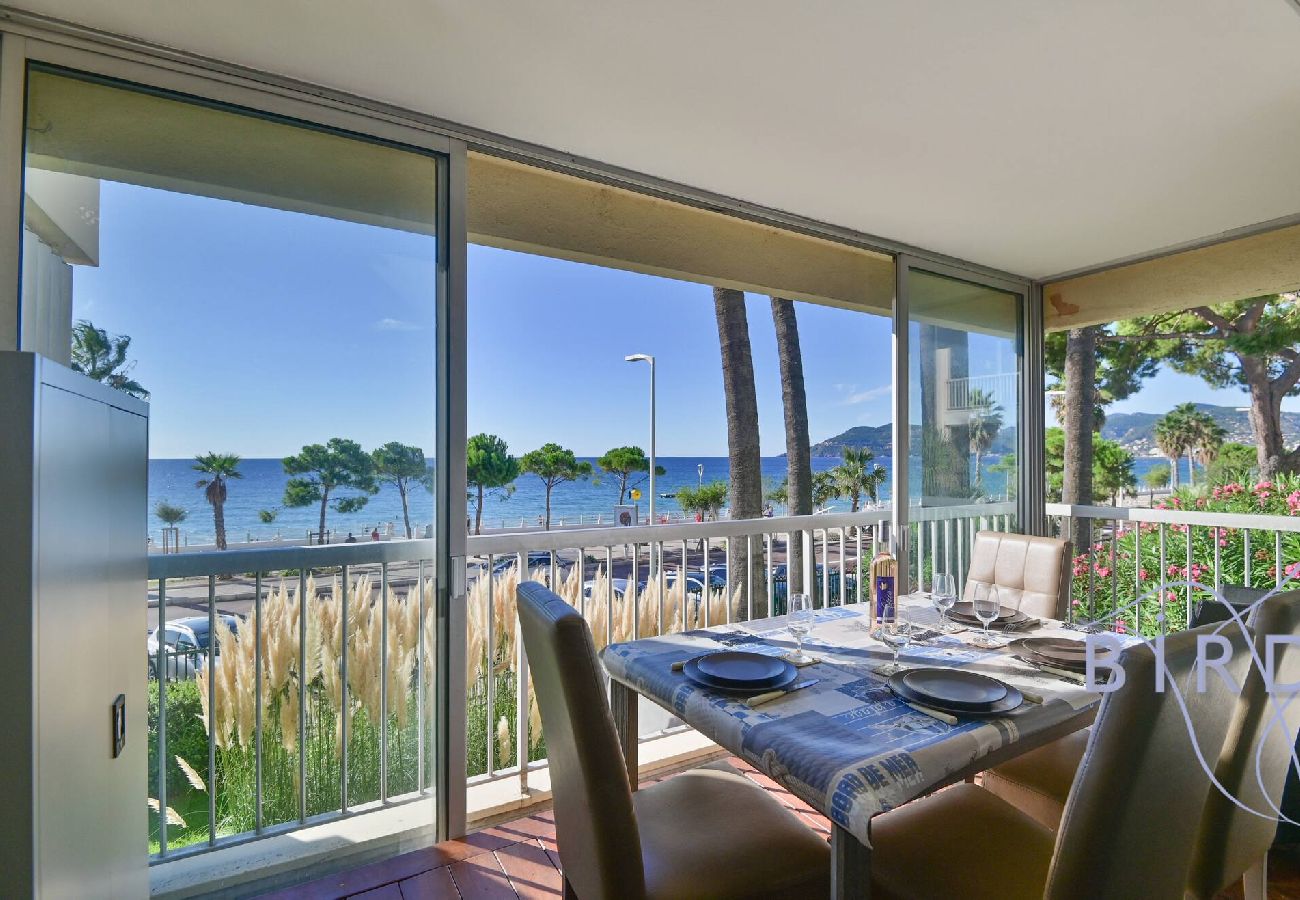 Appartement à Cannes - Vue époustouflante sur la grande bleue 