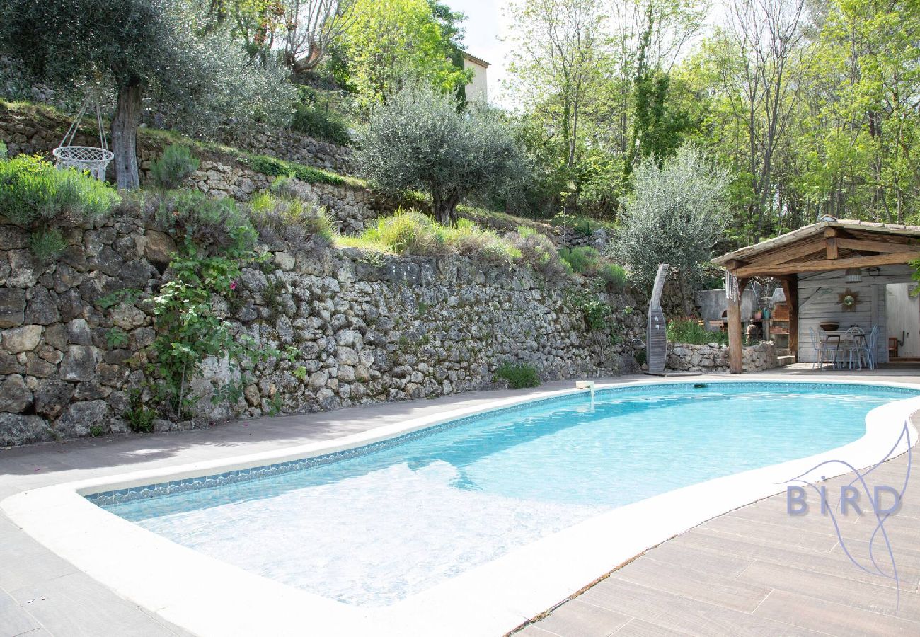Villa à Le Rouret - Jolie villa dans un écrin de verdure 