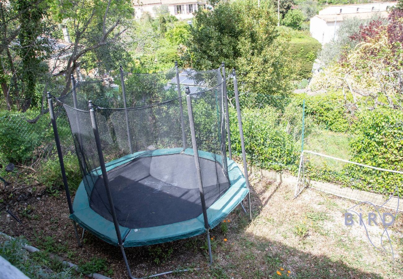 Villa à Le Rouret - Jolie villa dans un écrin de verdure 