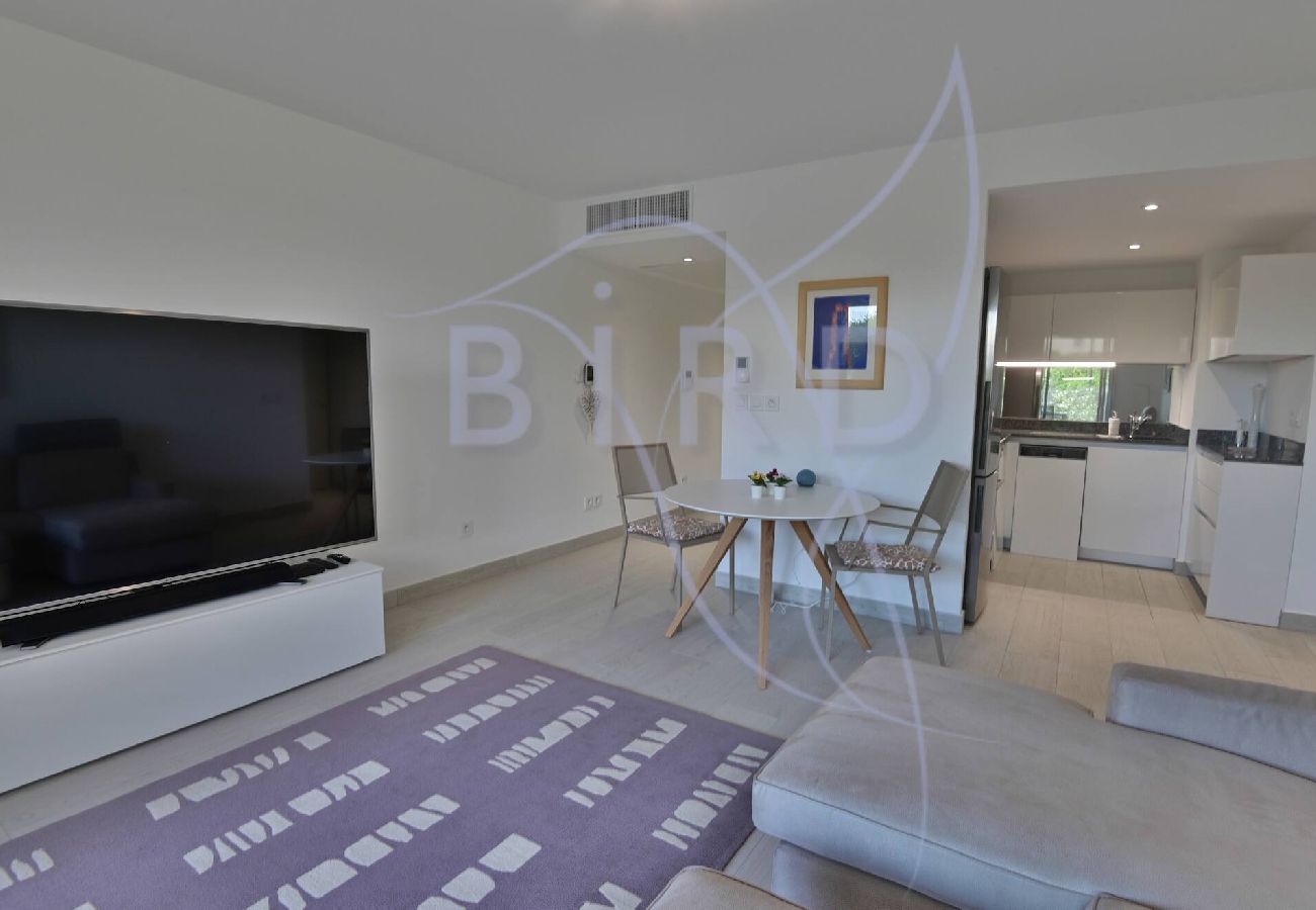 Appartement à Villeneuve-Loubet - Appartement les pieds dans l eau avec jardin privé 