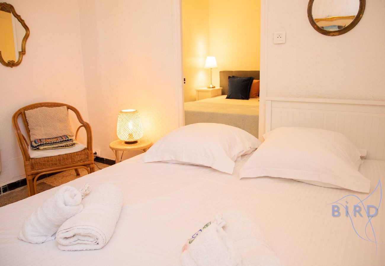 Appartement à Antibes - Bel appartement authentique au coeur du vieil 