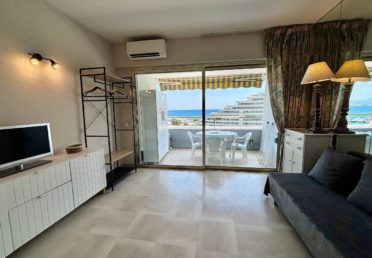 Studio à Villeneuve-Loubet - Charmant studio Marina baie des Anges 