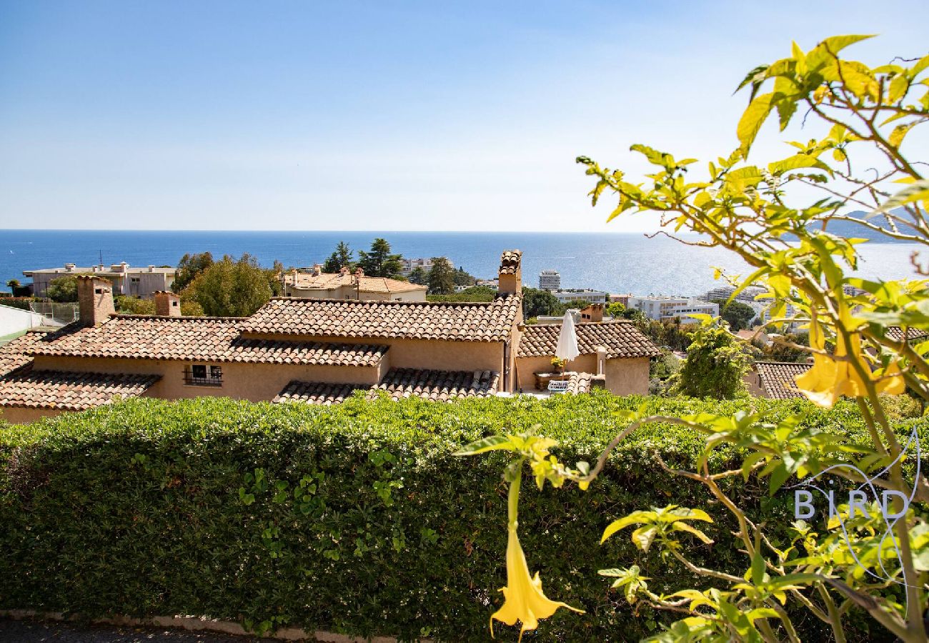 Appartement à Cannes - Appart Villa Atypique Vue Mer et priscine 