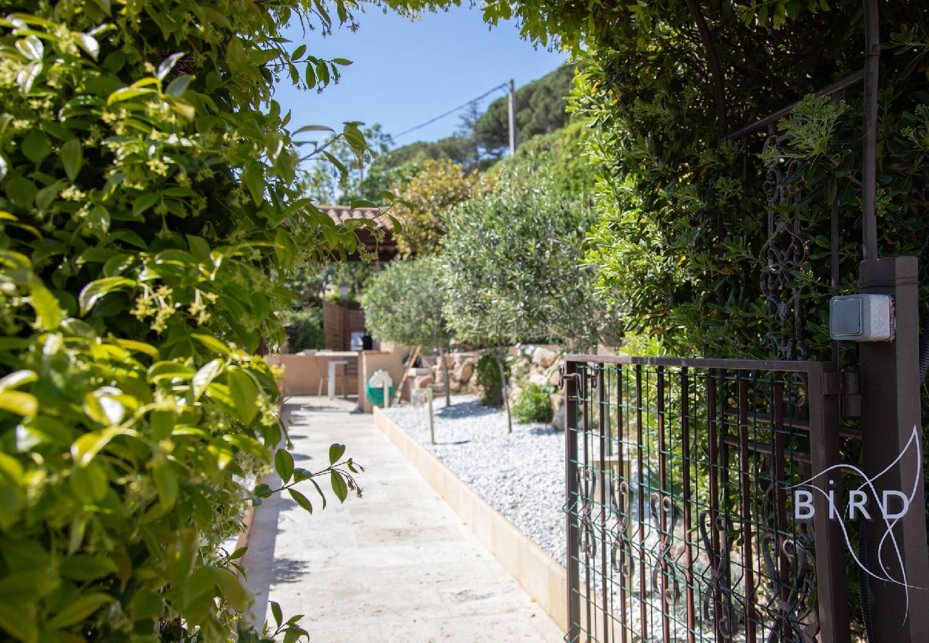 Appartement à Cannes - Appart Villa Atypique Vue Mer et priscine 