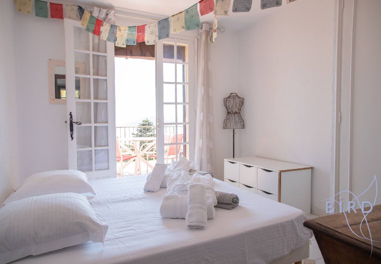 Appartement à Cannes - Appart Villa Atypique Vue Mer et priscine 