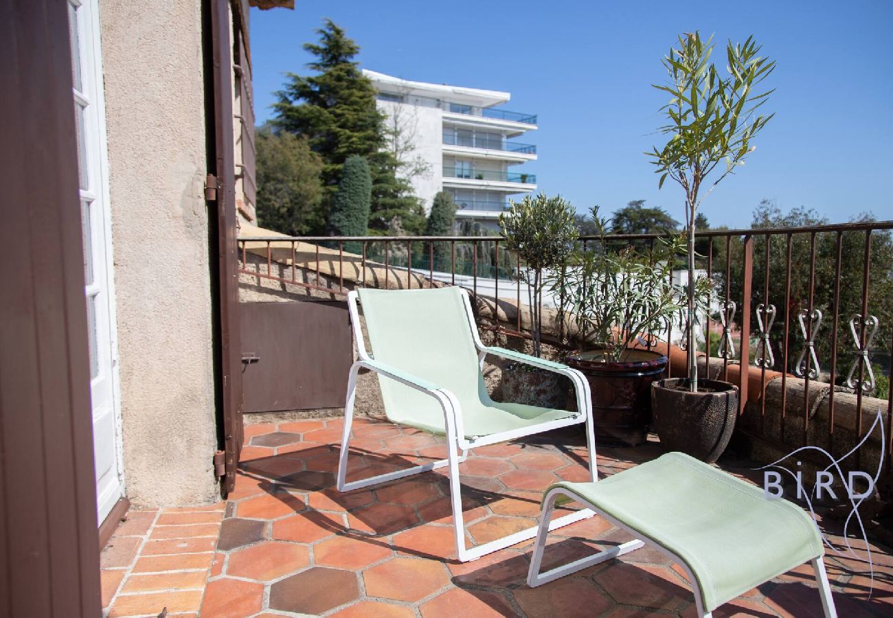 Appartement à Cannes - Appart Villa Atypique Vue Mer et priscine 
