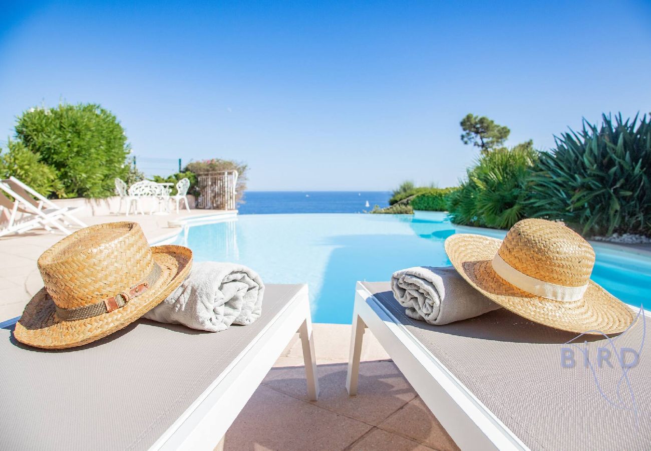 Villa à Théoule-sur-Mer - VILLA THEOULE