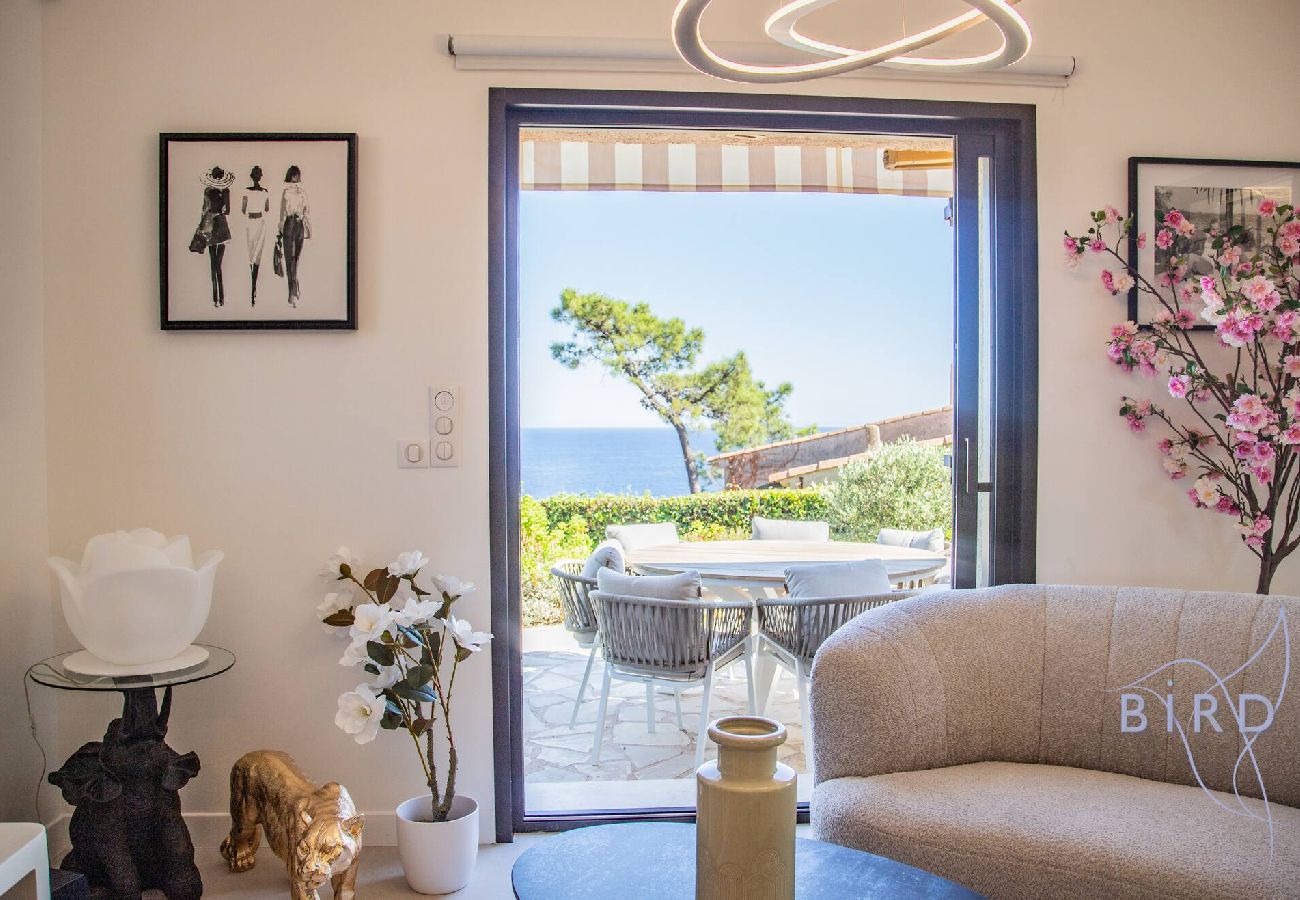 Villa à Théoule-sur-Mer - Somptueuse Villa vue mer et sa dépendance rénovées 