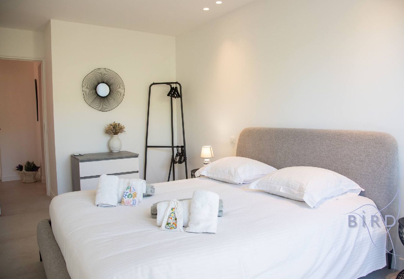 Villa à Théoule-sur-Mer - Somptueuse Villa vue mer et sa dépendance rénovées 