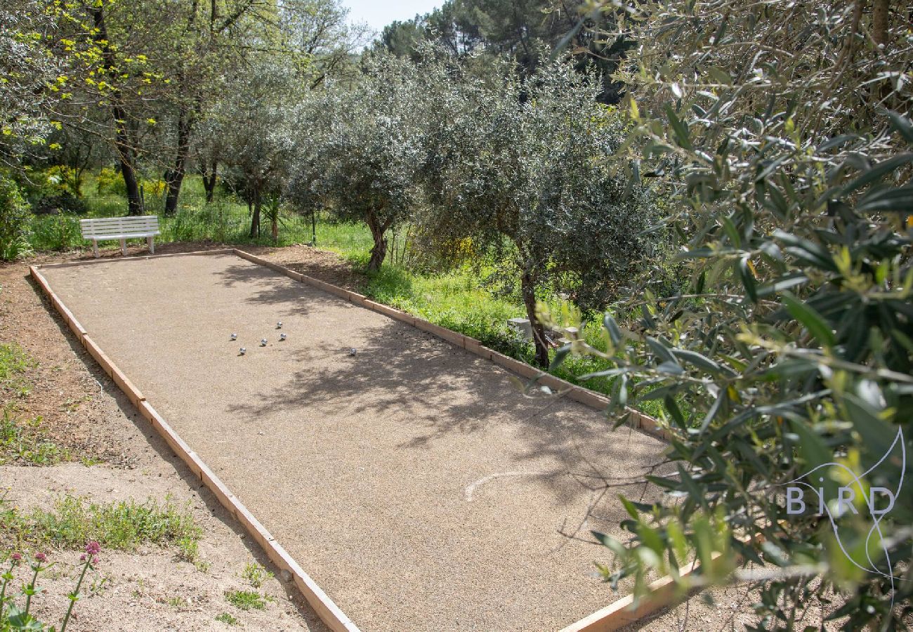 Villa à Trans-en-Provence - Havre de paix dans le Var 