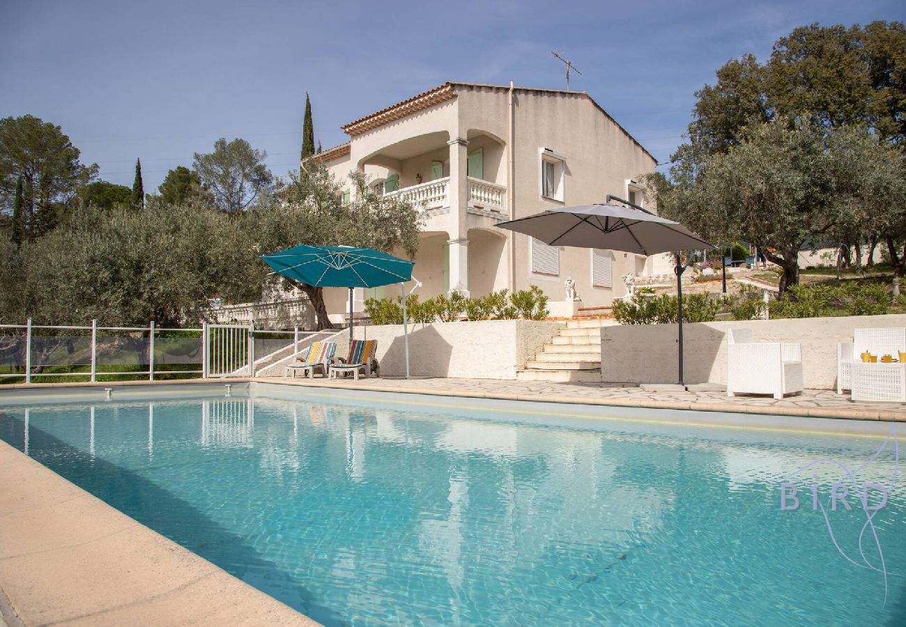 Villa à Trans-en-Provence - Havre de paix dans le Var 
