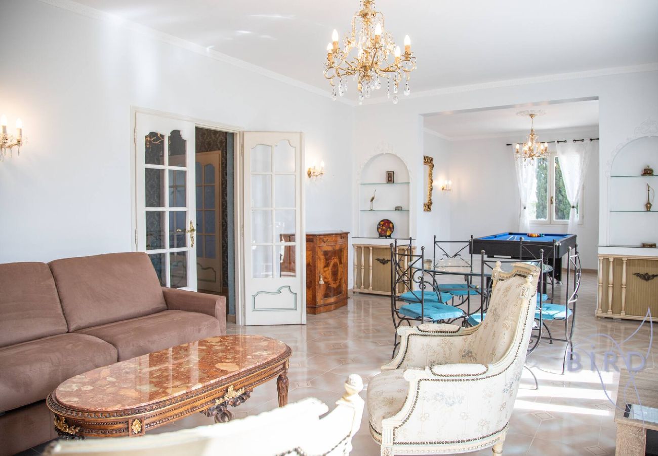 Villa à Trans-en-Provence - Havre de paix dans le Var 
