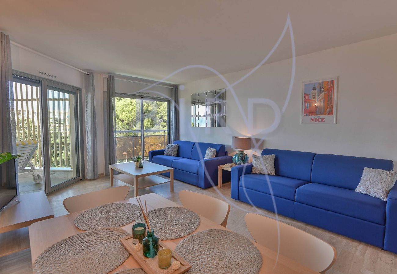 Appartement à Cannes - Vue Mer et Esterel à coté de la plage 