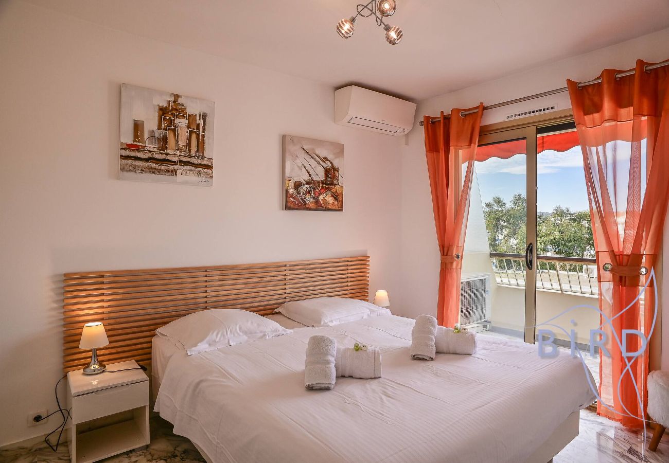 Appartement à Cannes - LACOUR
