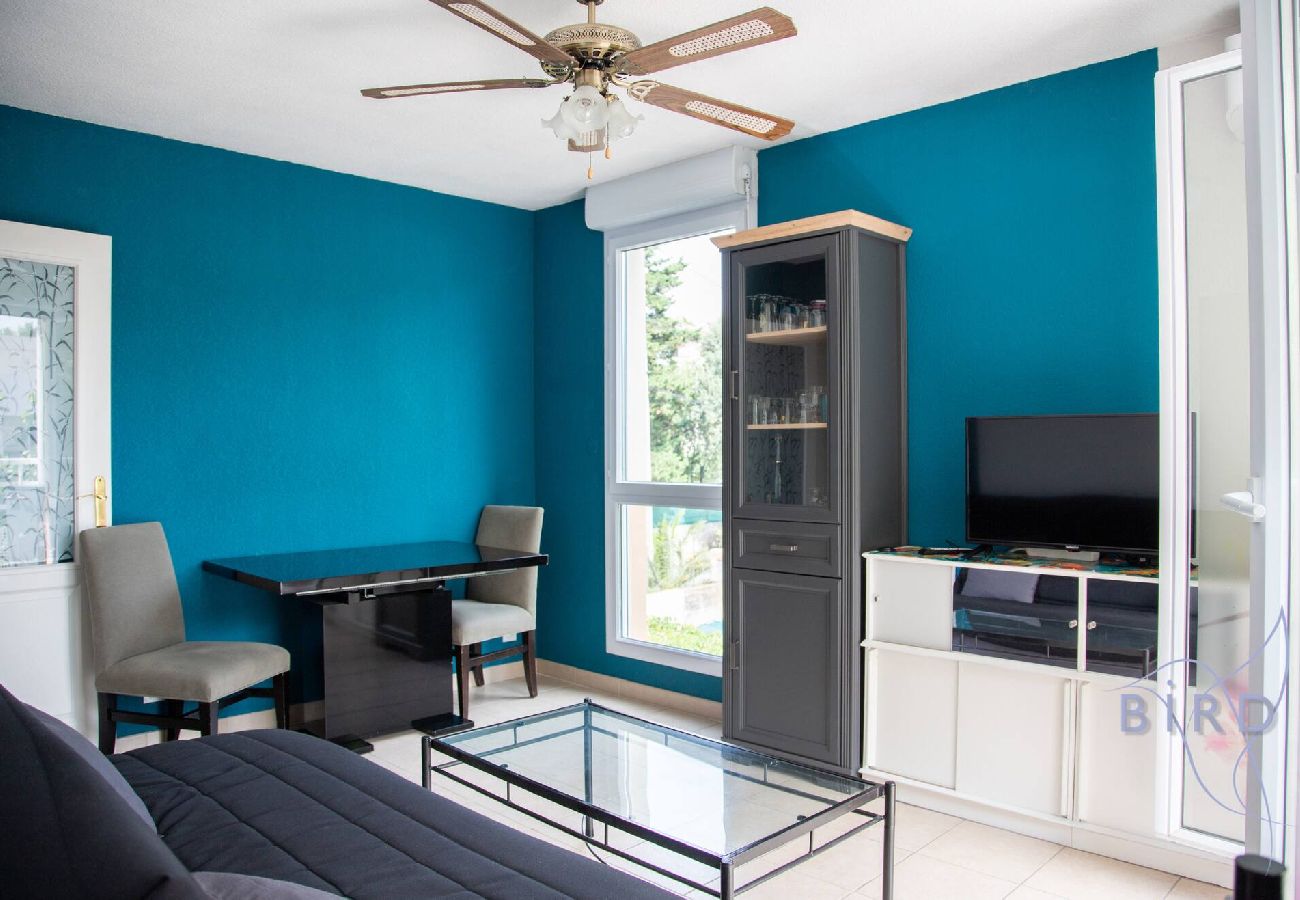 Appartement à Cagnes-sur-Mer - T2 plage à 5min piscine et clim 