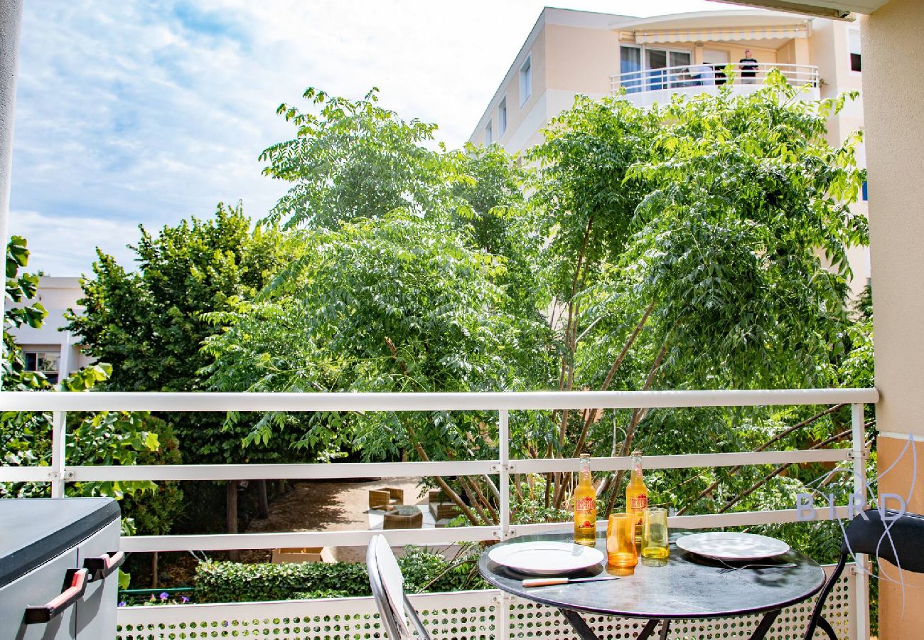 Appartement à Cagnes-sur-Mer - T2 plage à 5min piscine et clim 