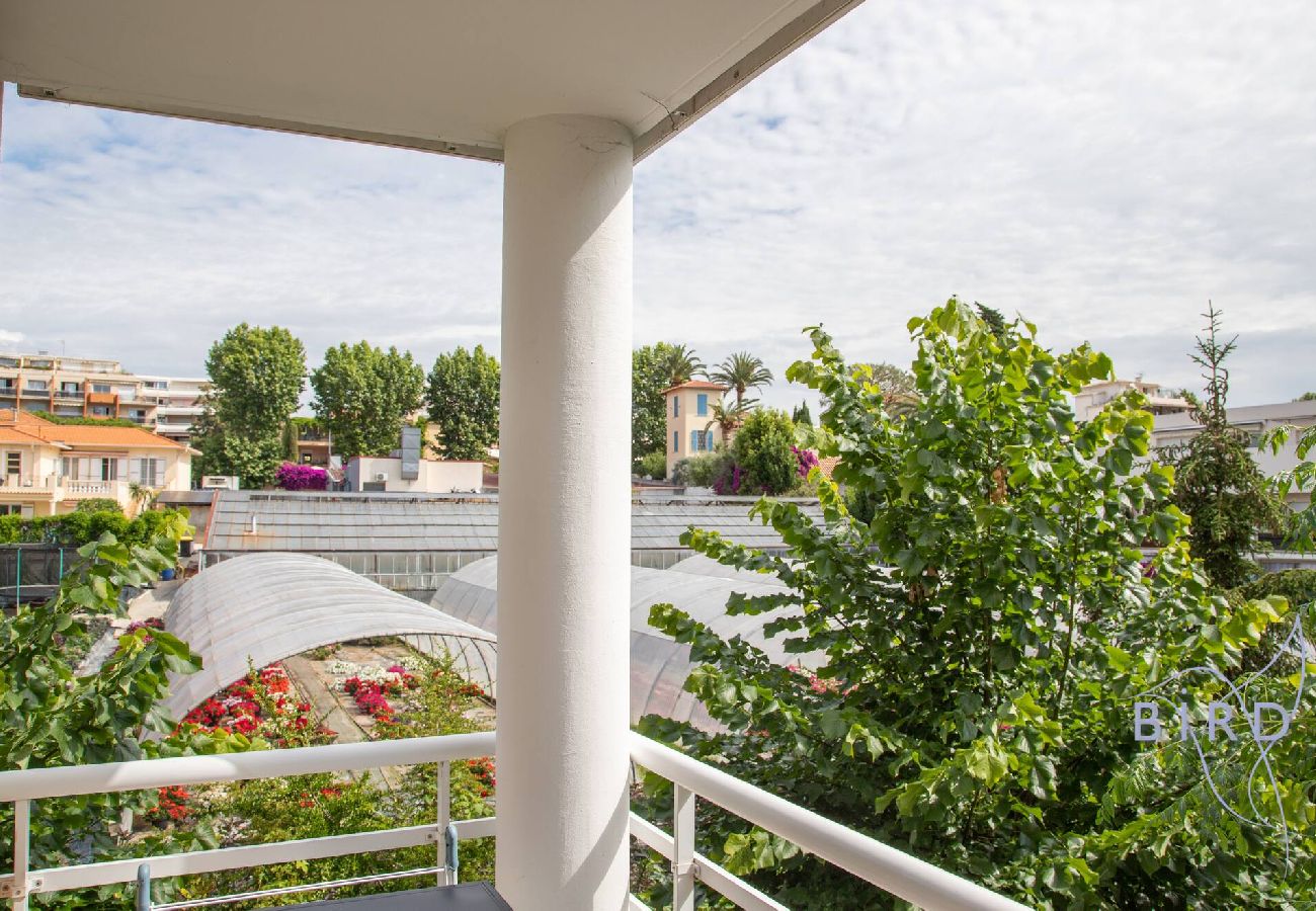 Appartement à Cagnes-sur-Mer - T2 plage à 5min piscine et clim 