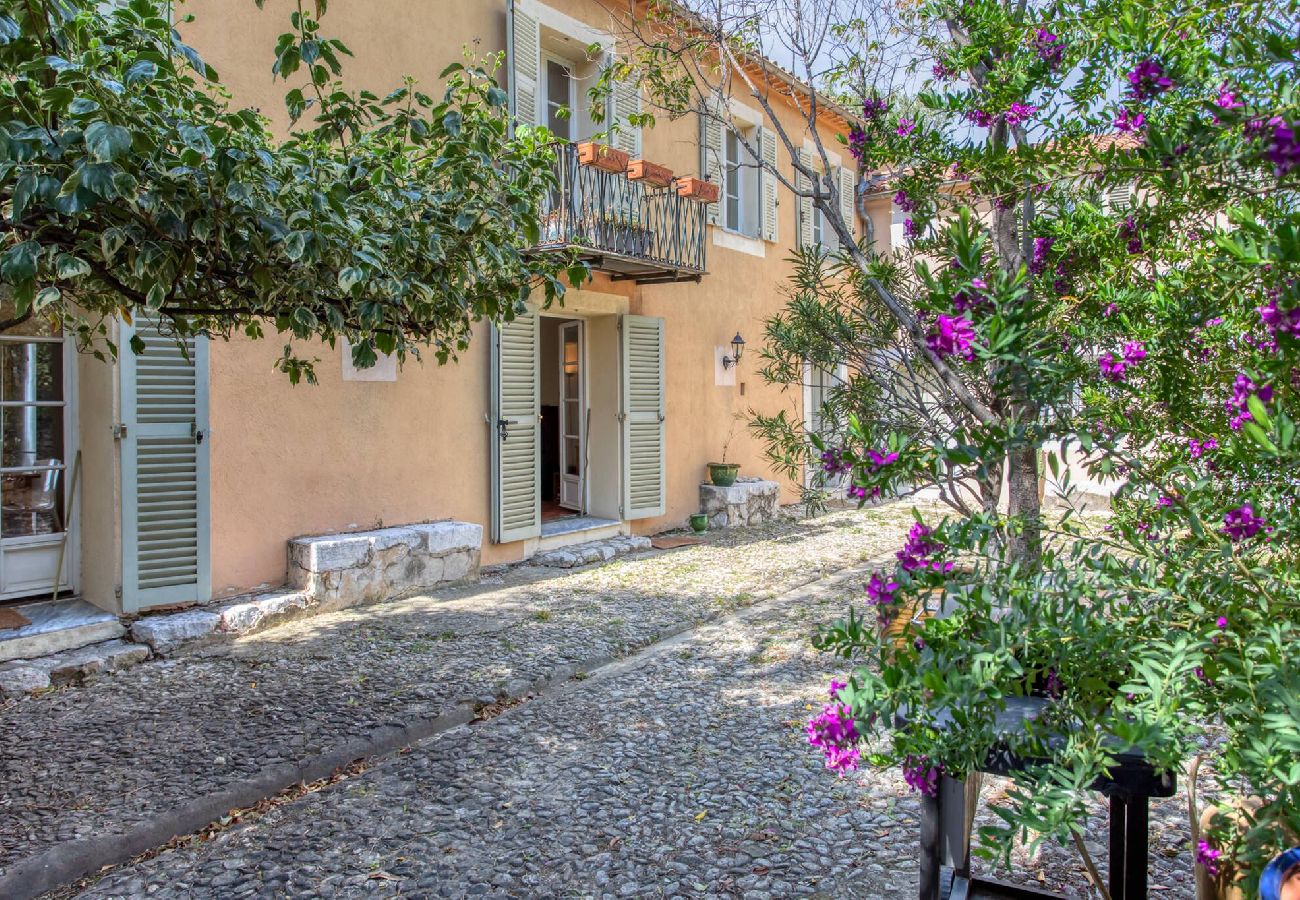 Villa à Nice - Villa Bonnard Hauteurs Niçoises vue Mer Piscine 