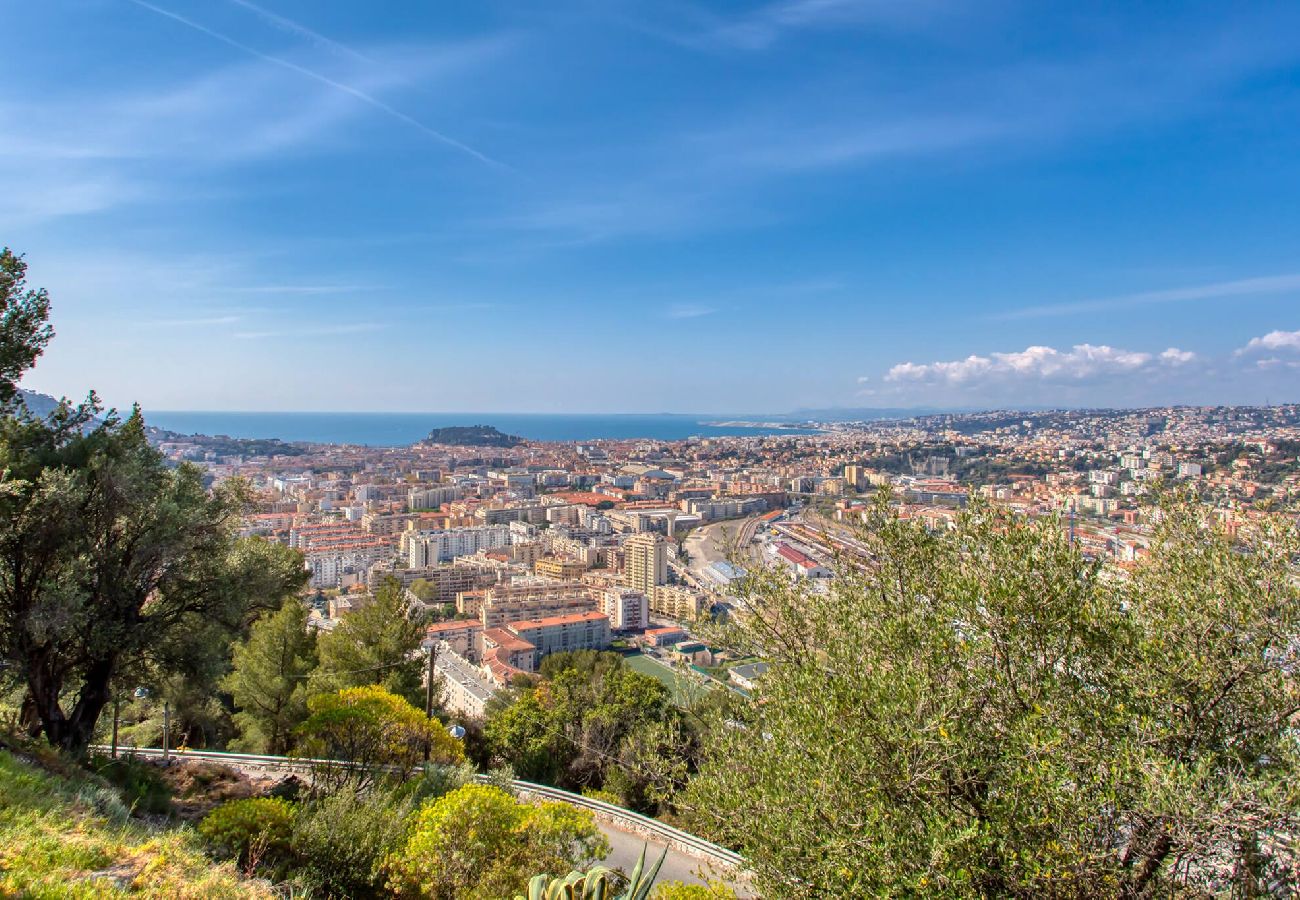 Villa à Nice - Villa Bonnard Hauteurs Niçoises vue Mer Piscine 