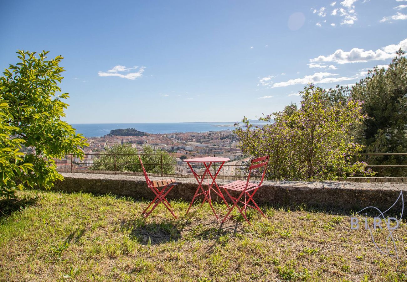 Villa à Nice - Villa Bonnard Hauteurs Niçoises vue Mer Piscine 