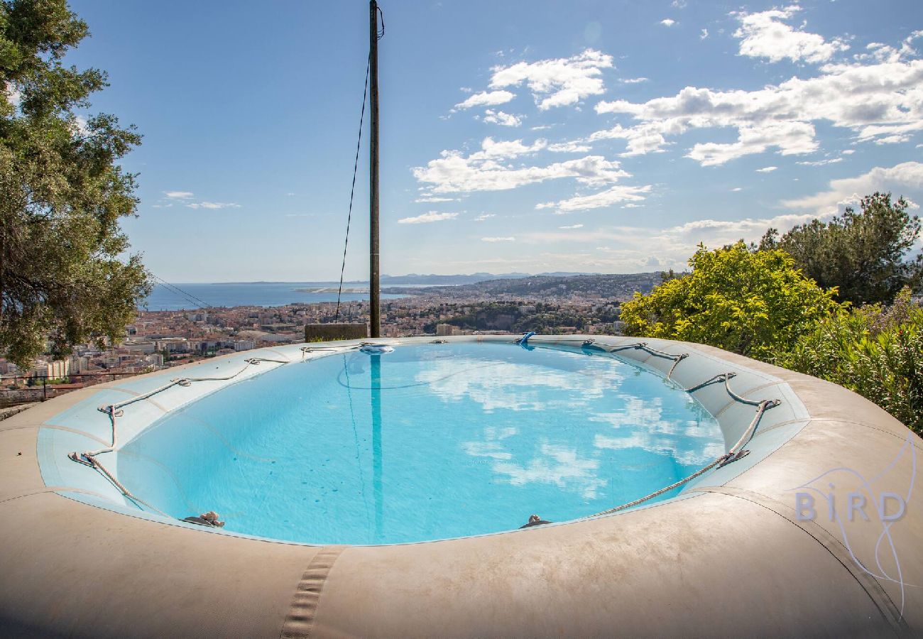 Villa à Nice - Villa Bonnard Hauteurs Niçoises vue Mer Piscine 