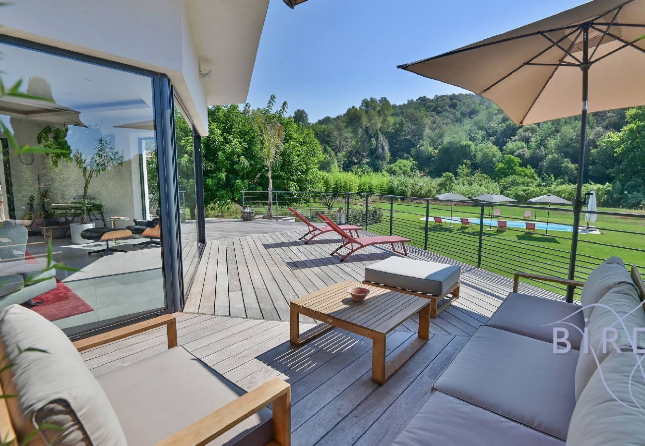 Villa à Pégomas - Belle contemporaine 200m piscine bord rivière 