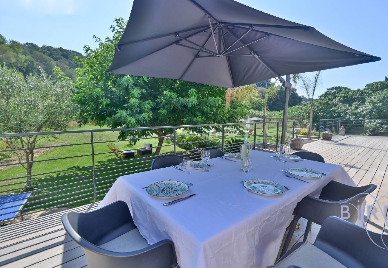 Villa à Pégomas - Belle contemporaine 200m piscine bord rivière 
