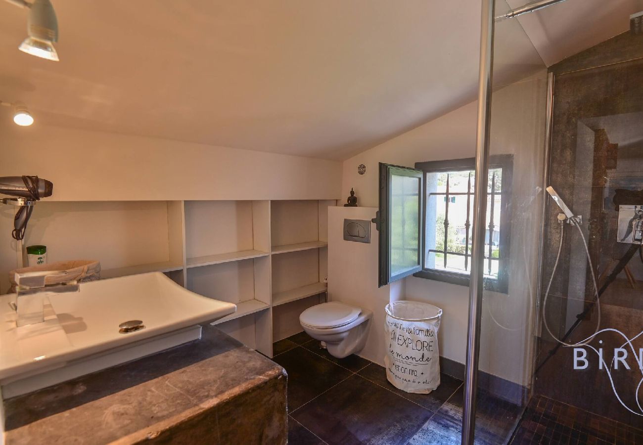 Villa à Pégomas - Belle contemporaine 200m piscine bord rivière 