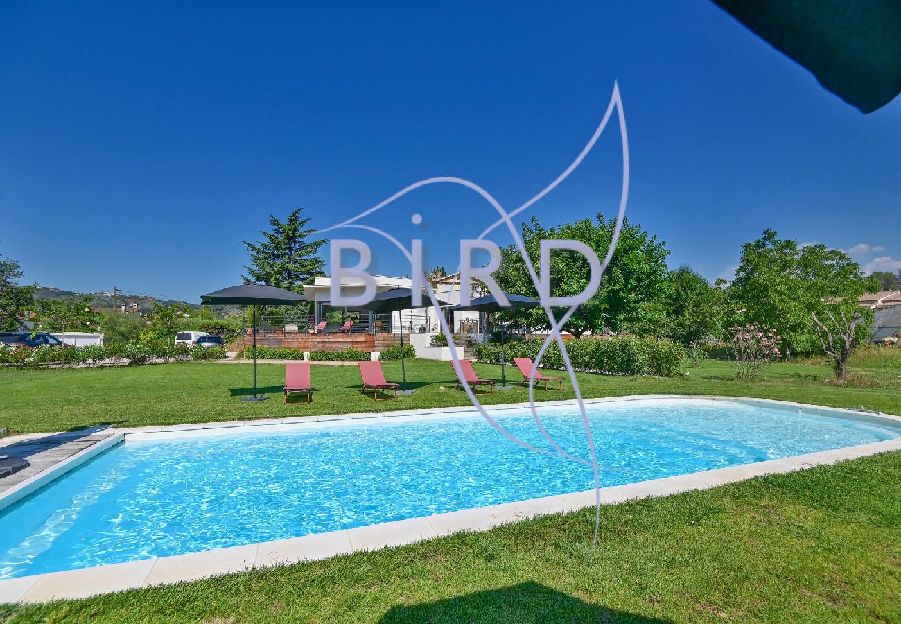 Villa à Pégomas - Belle contemporaine 200m piscine bord rivière 