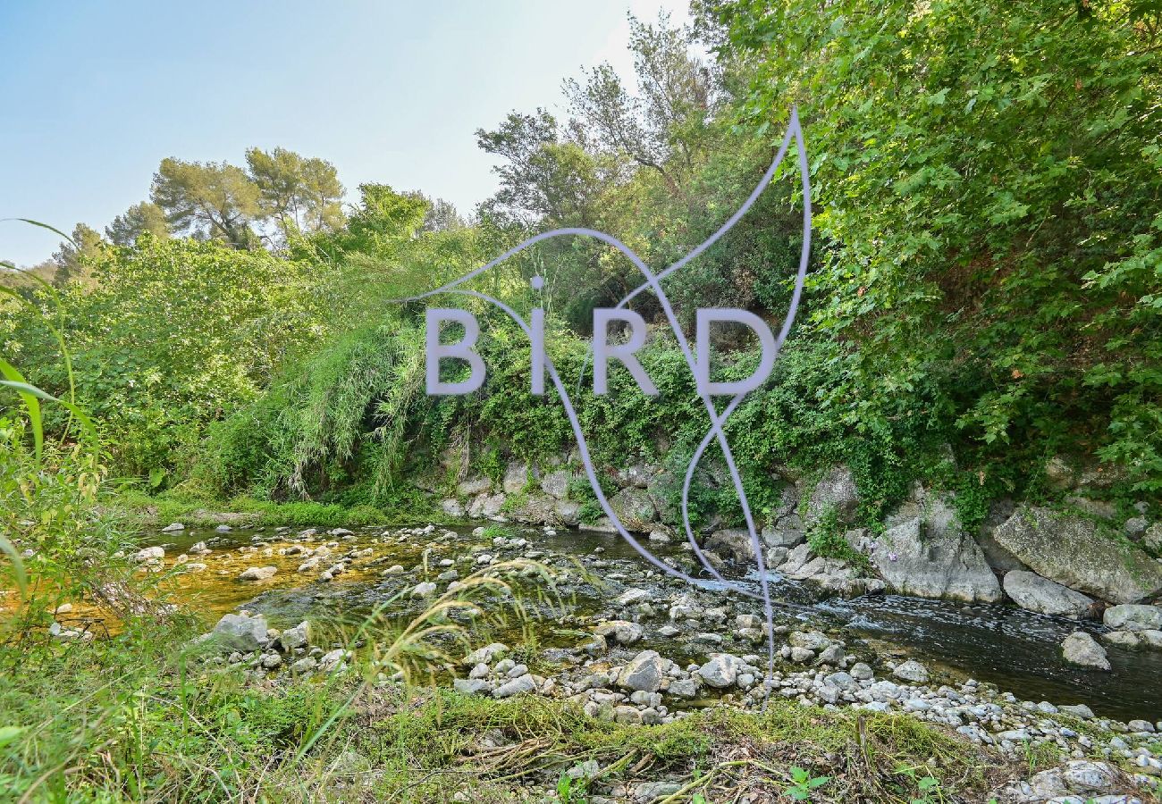 Villa à Pégomas - Belle contemporaine 200m piscine bord rivière 