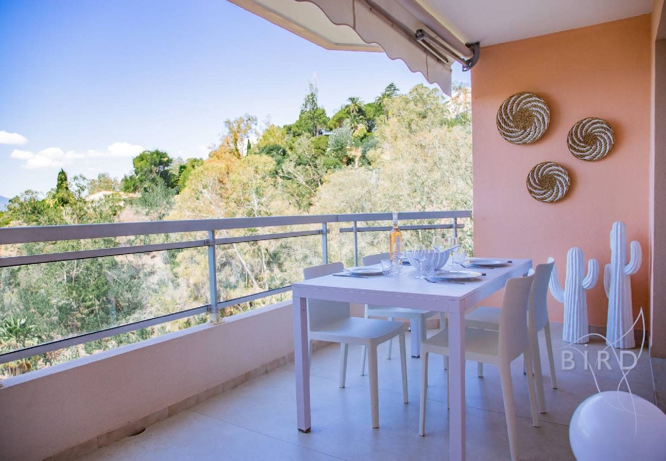 Appartement à Cannes - Luxueux appartement Cannes Vue Mer et Piscine A 