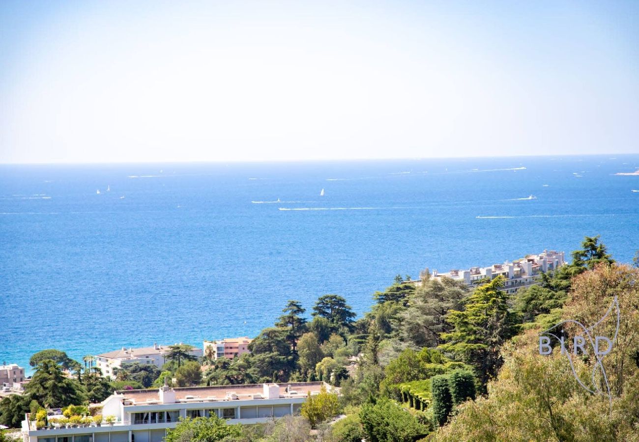 Appartement à Cannes - Luxueux appartement Cannes Vue Mer et Piscine A 