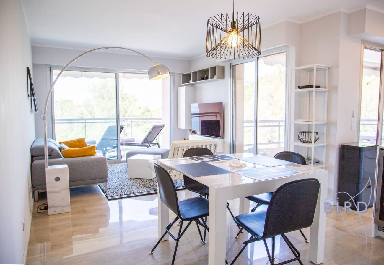 Appartement à Cannes - Luxueux appartement Cannes Vue Mer et Piscine A 