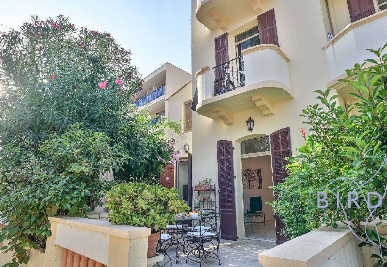 Appartement à Vallauris - Idéal sans voiture - Au cœur de golfe Juan 