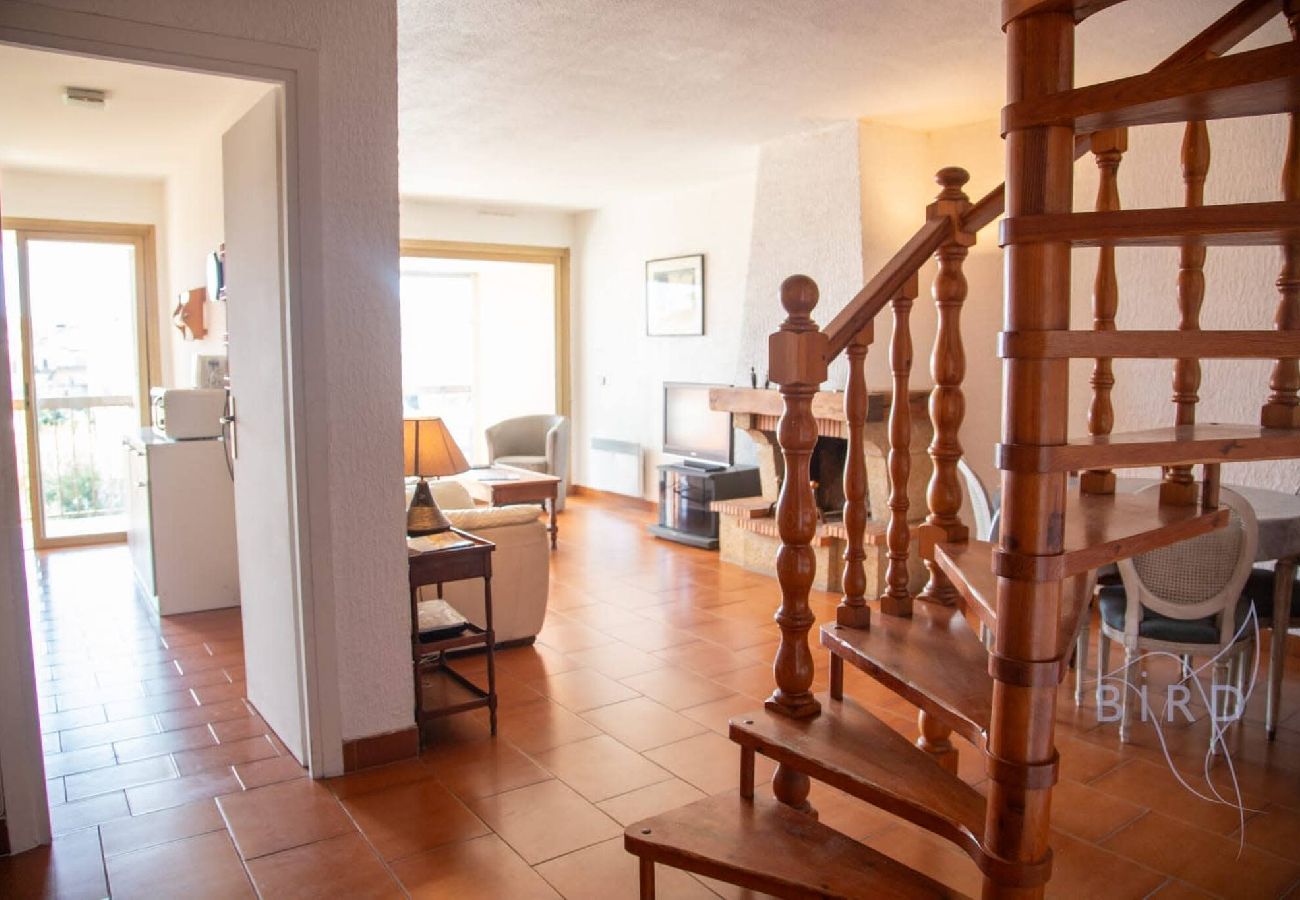 Appartement à Antibes - Grand duplex au coeur du Viel Antibes 