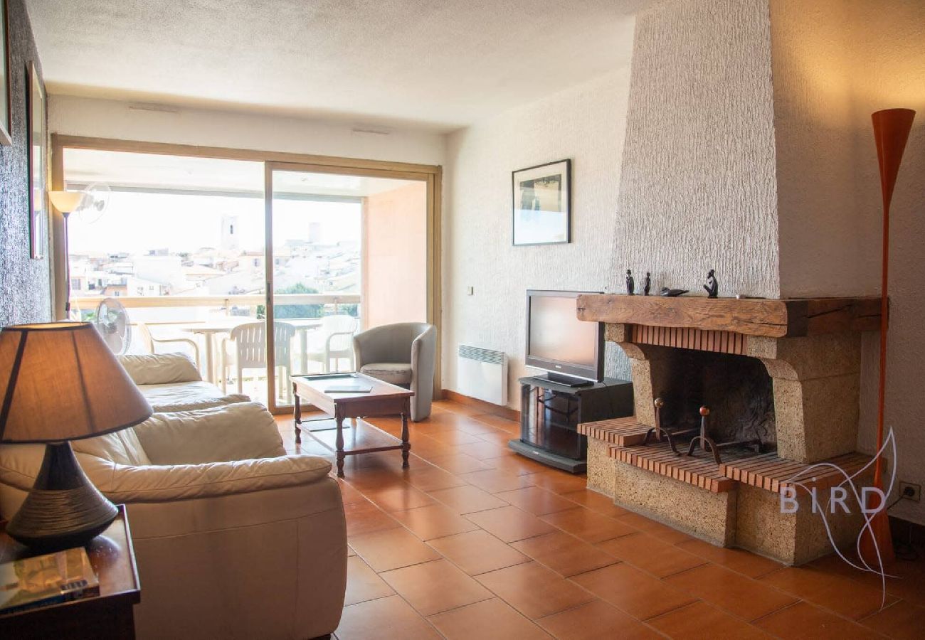 Appartement à Antibes - Grand duplex au coeur du Viel Antibes 