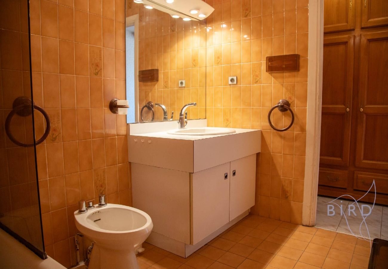 Appartement à Antibes - Grand duplex au coeur du Viel Antibes 
