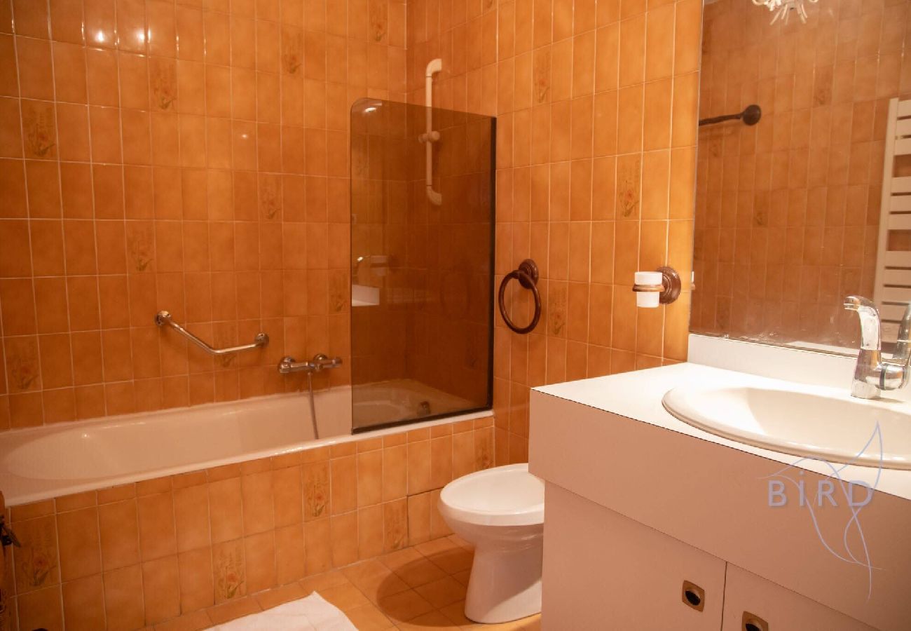 Appartement à Antibes - Grand duplex au coeur du Viel Antibes 