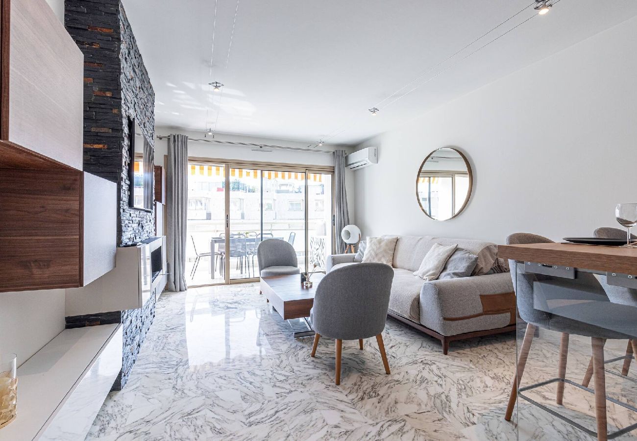 Appartement à Cannes - Beau 3 P au coeur de Cannes 