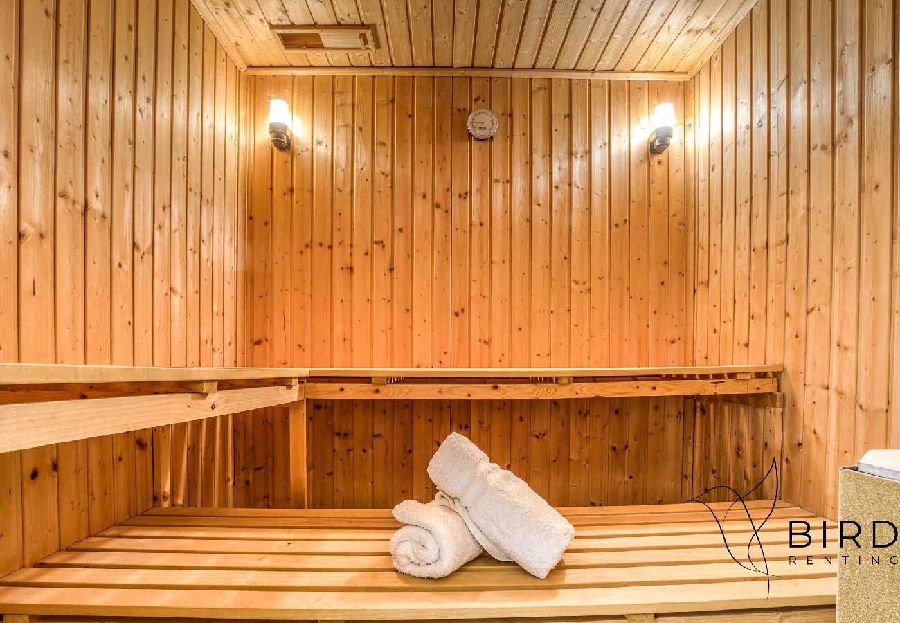 Maison à Biot - Bien-Être Assuré avec piscine et sauna 