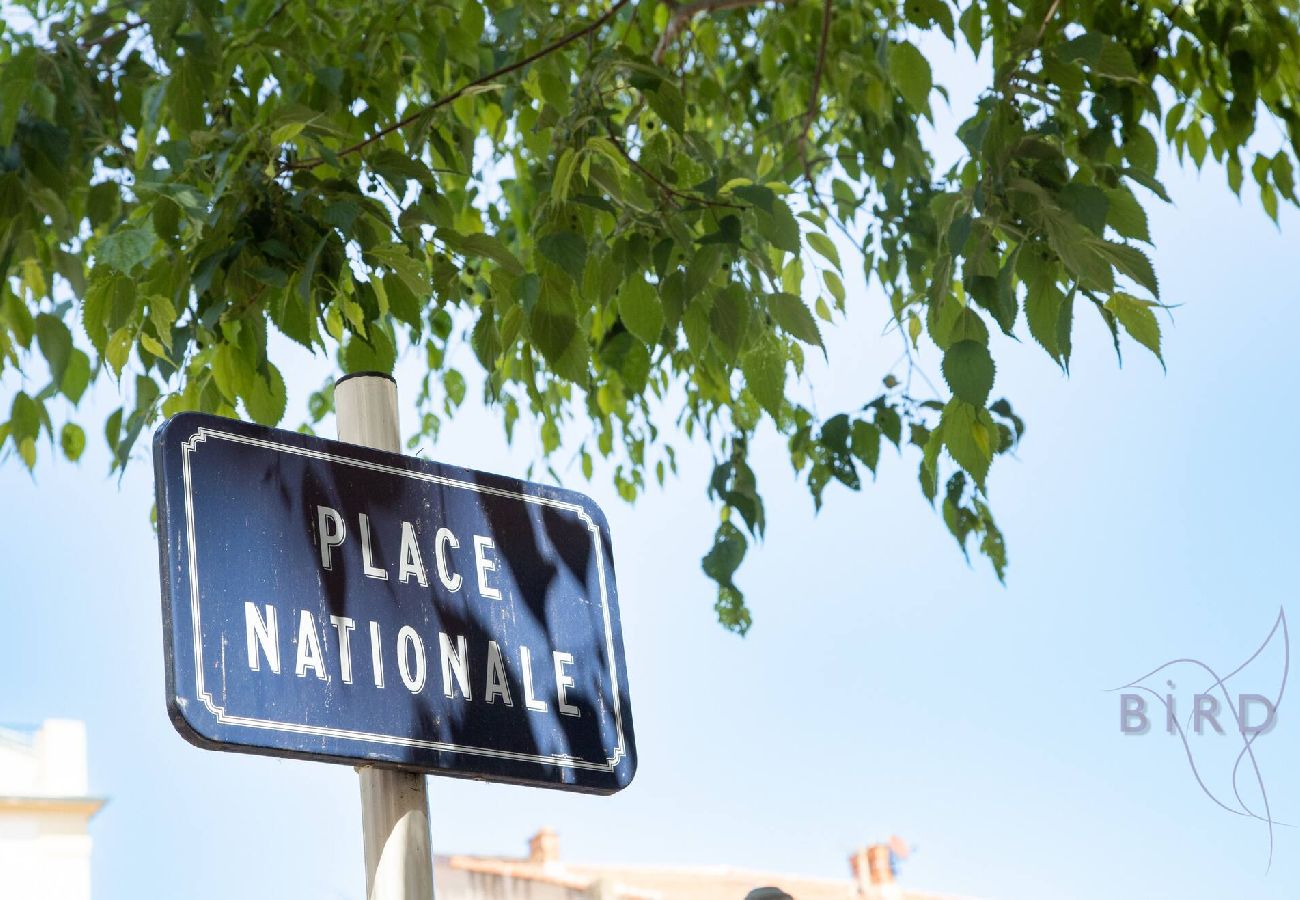 Appartement à Antibes - Charmant T2 lumineux au cœur du Vieil Antibes – Place Nationale